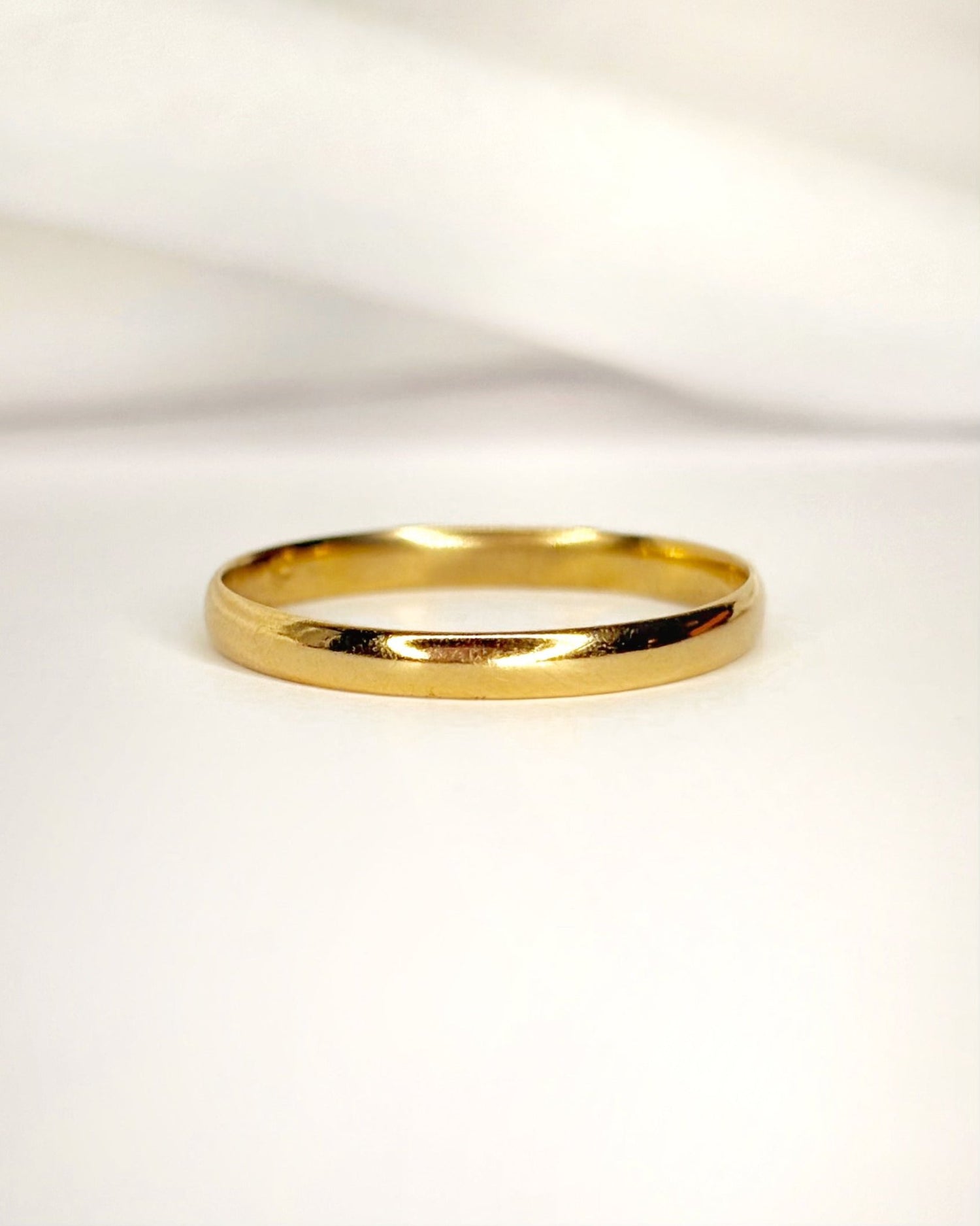 Alliance Or Jaune 18 carats 2.3mm "Emilie" - Elliade Paris