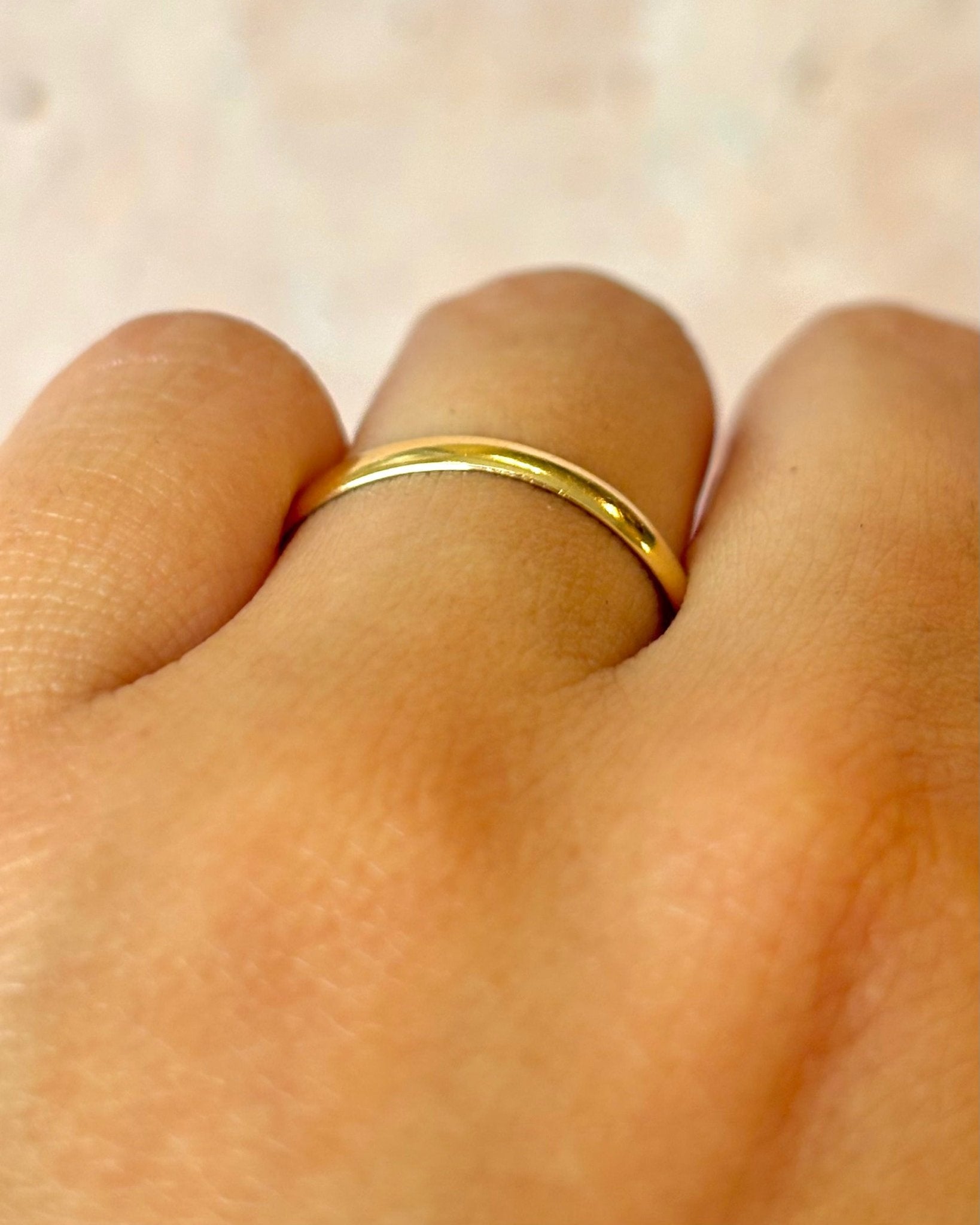 Alliance Or Jaune 18 carats 2.3mm "Emilie" - Elliade Paris