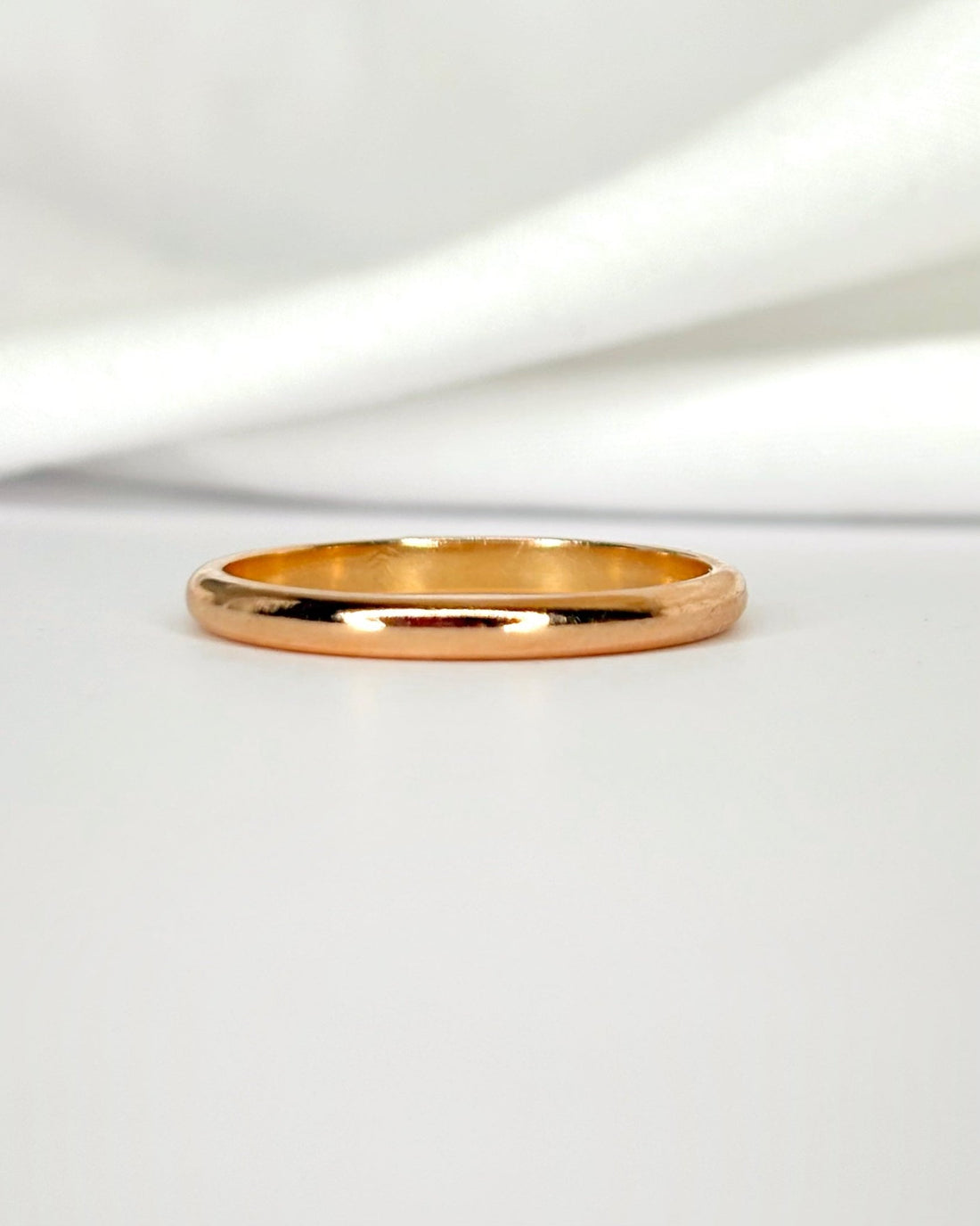 Alliance Or Jaune 18 carats 2.4mm "Jonas" - Elliade Paris