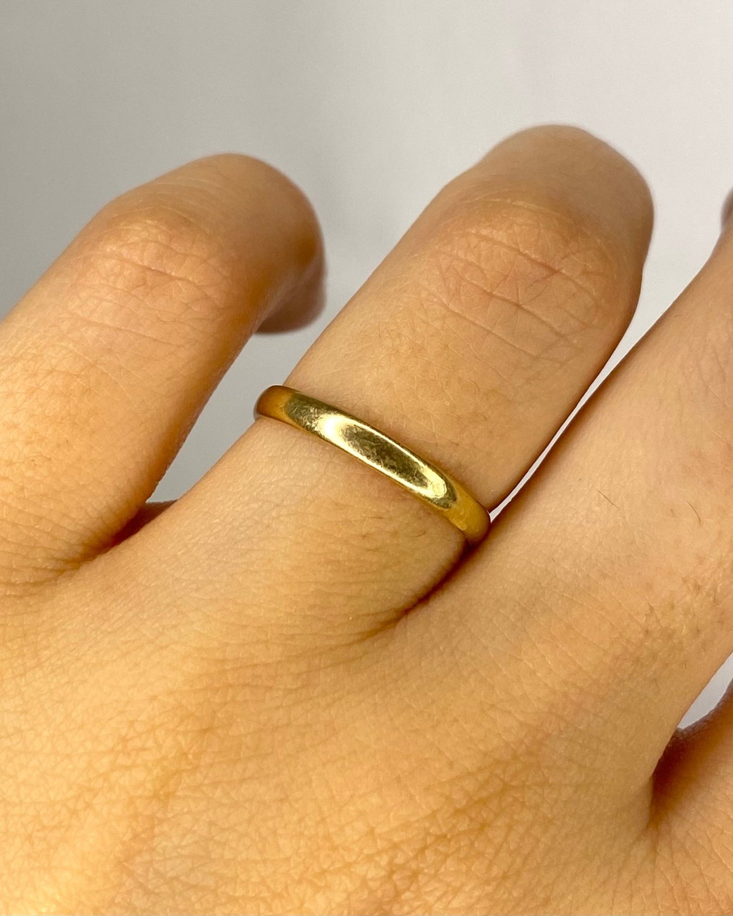 Alliance Or Jaune 18 carats 2.5 mm "Dani" - Elliade Paris