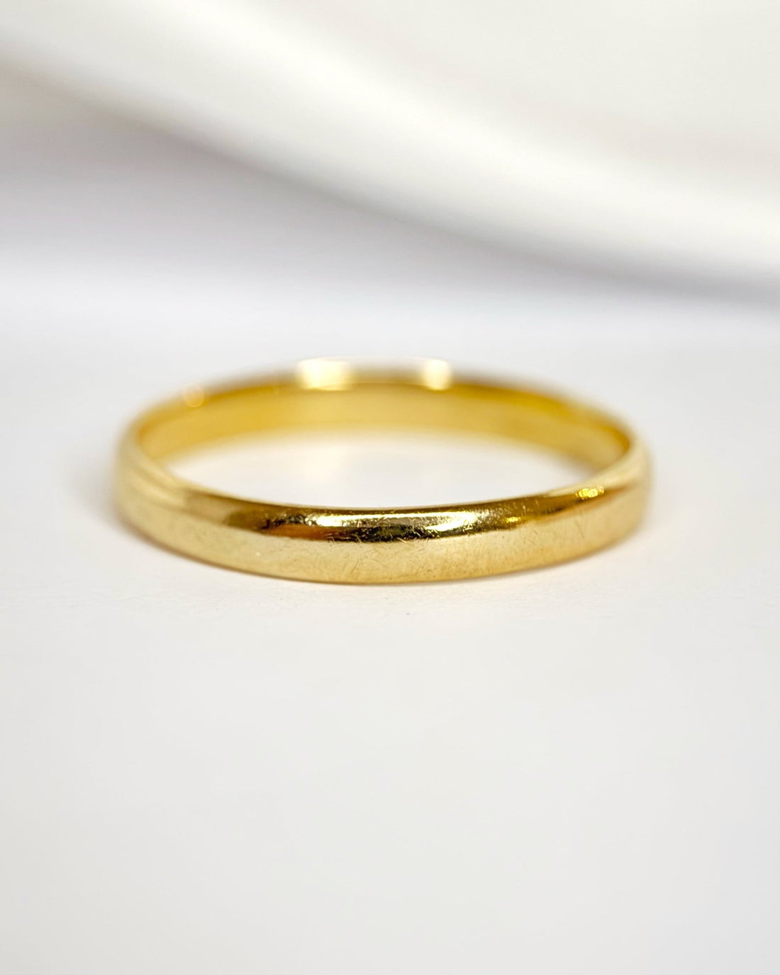 Alliance Or Jaune 18 carats 2.6 mm "Clovis" - Elliade Paris