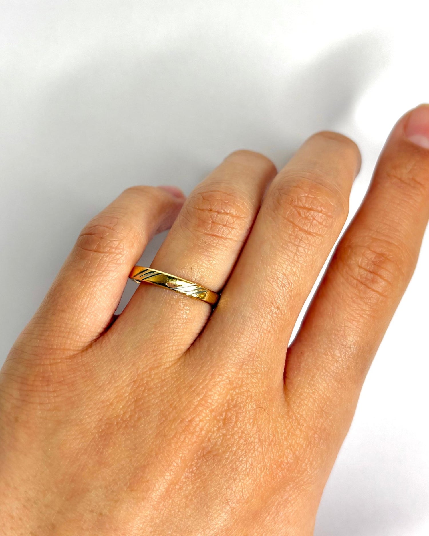 Alliance Or jaune 18 carats 2.66g "Minaé" - Elliade Paris