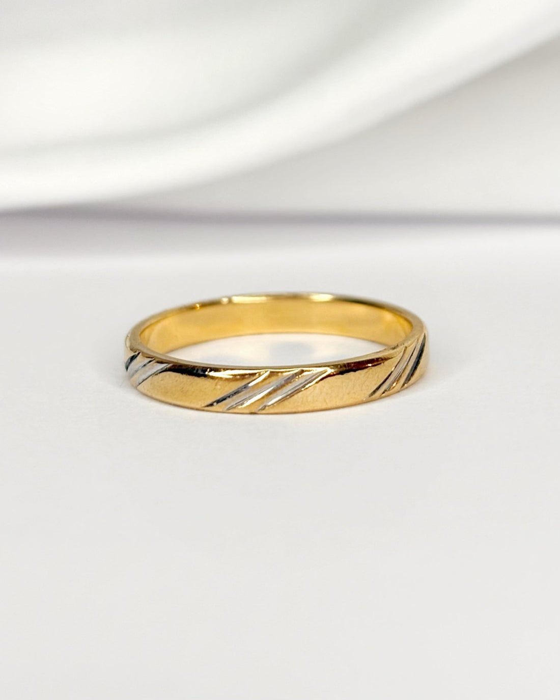 Alliance Or jaune 18 carats 2.66g "Minaé" - Elliade Paris