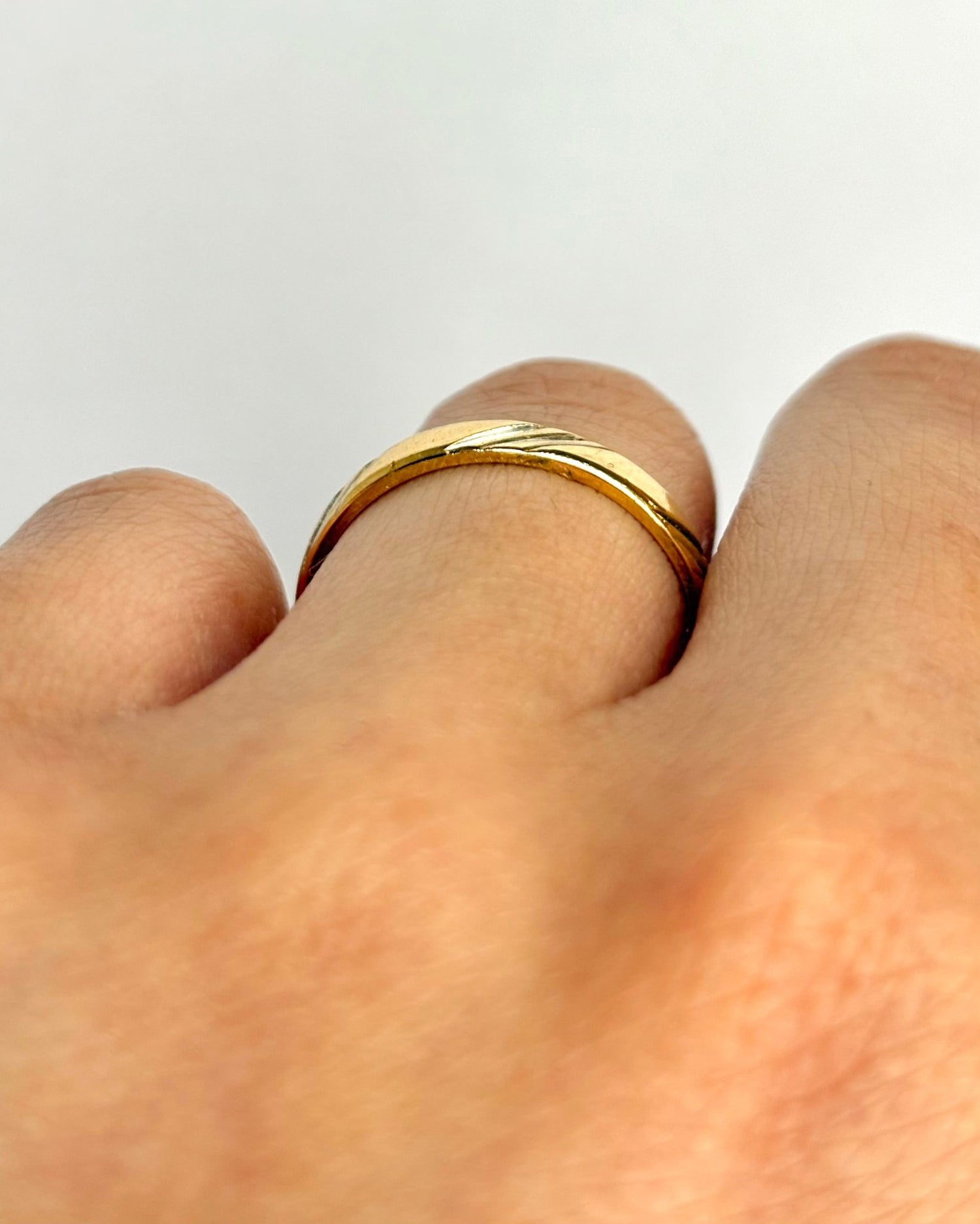 Alliance Or jaune 18 carats 2.66g "Minaé" - Elliade Paris