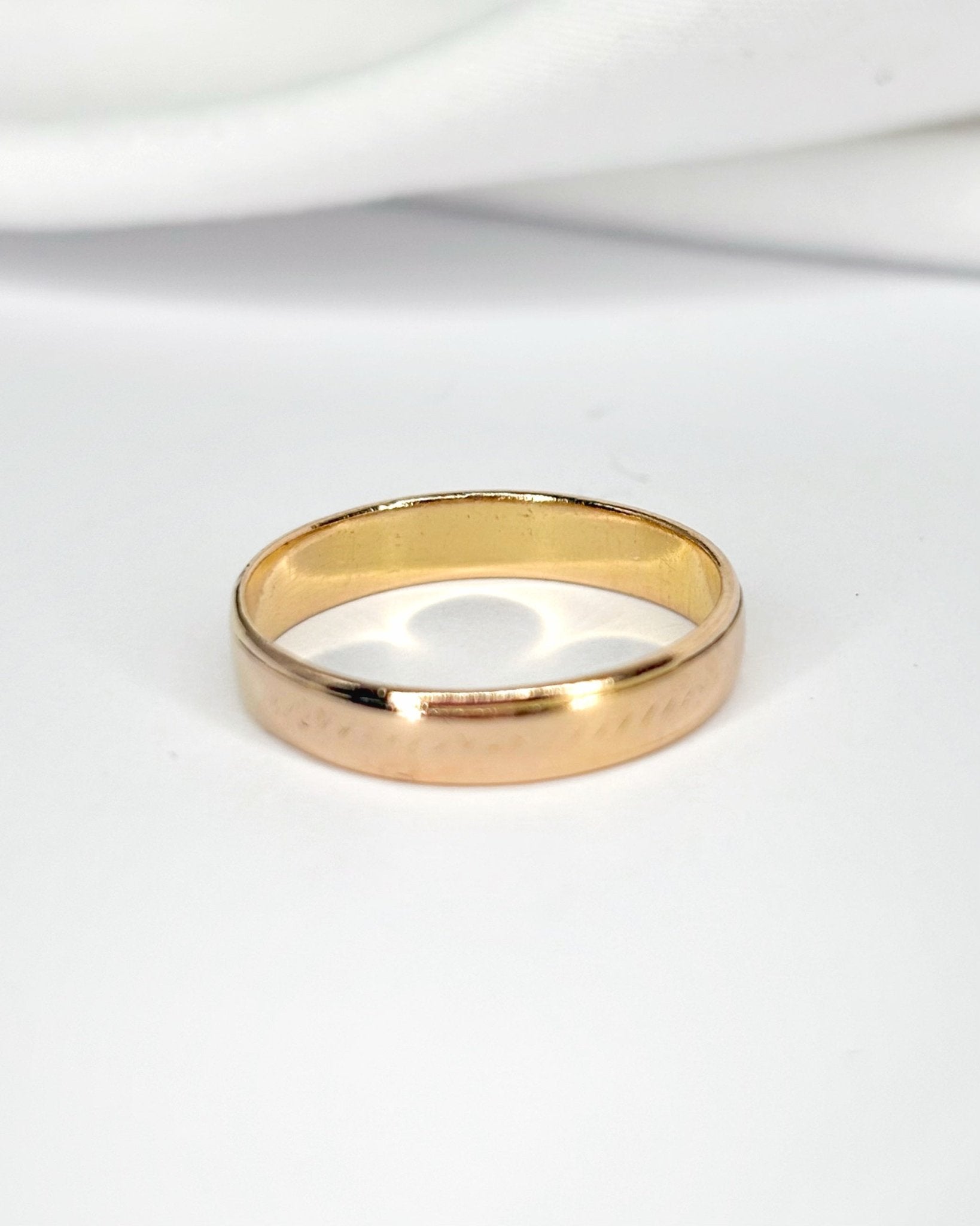Alliance Or Jaune 18 carats 3.8mm "Lara" - Elliade Paris