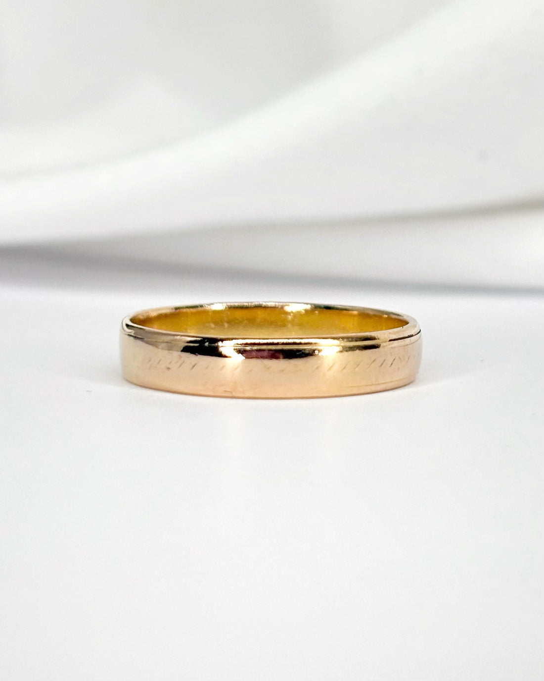 Alliance Or Jaune 18 carats 3.8mm "Lara" - Elliade Paris