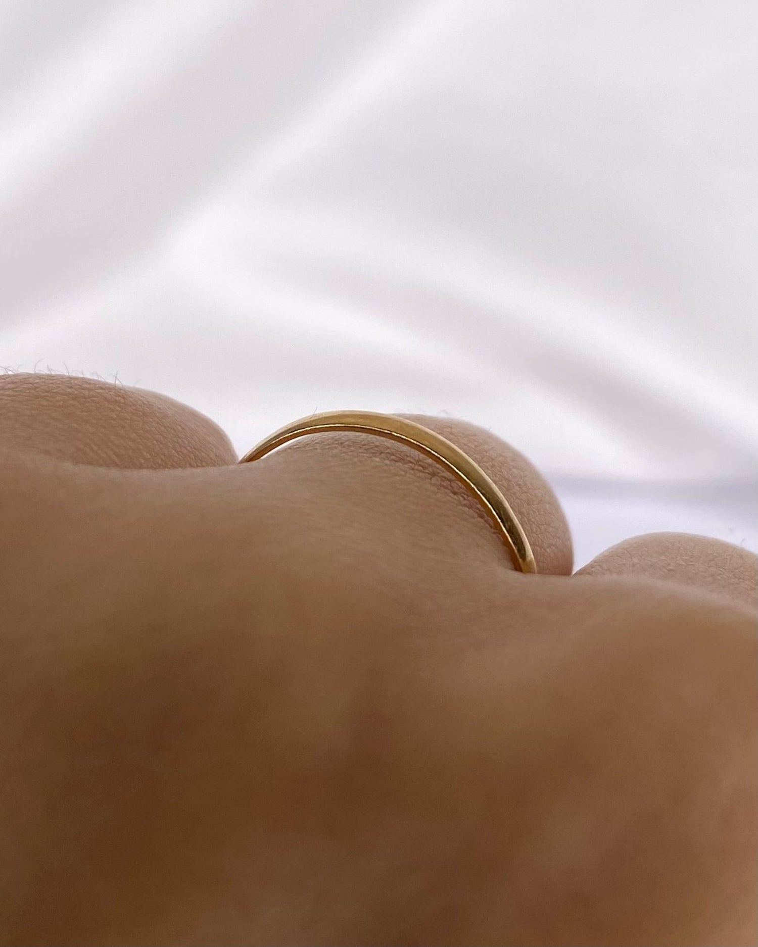 Alliance Or Jaune 18 carats "Emile" - Elliade Paris