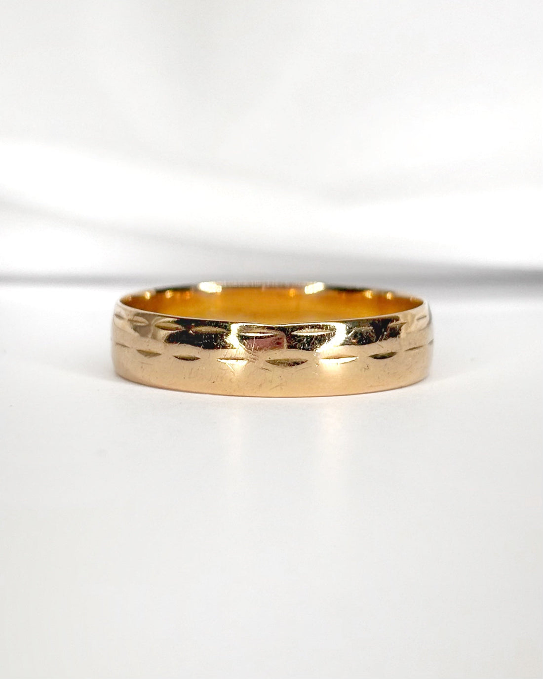 Alliance Or Jaune 18 carats "Marga" - Elliade Paris