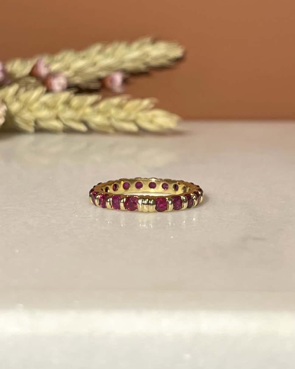American Wedding Band 20 Rubies 2.40 carats &quot;Delilah&quot;