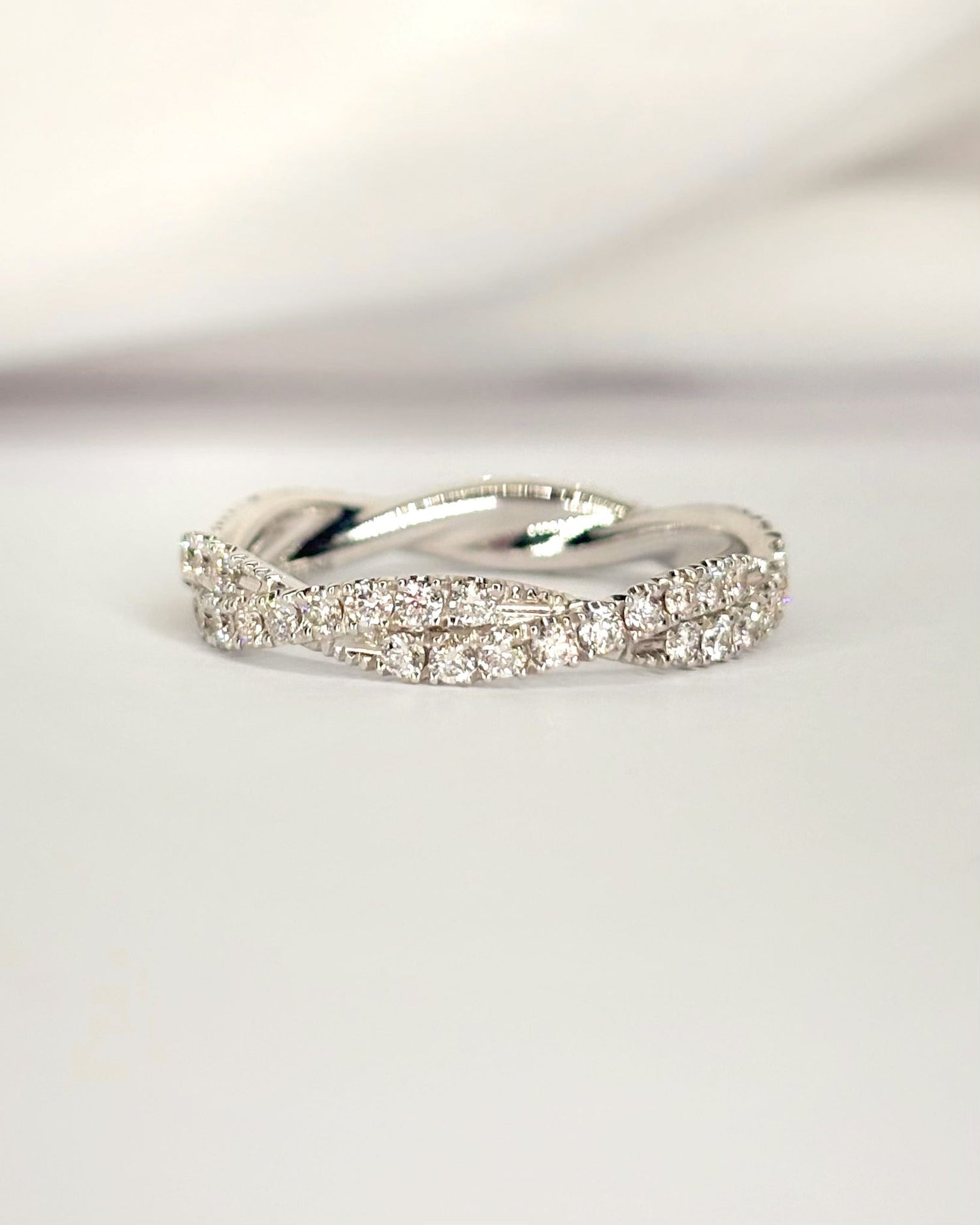 Alliance Torsadée Diamants 0.54 carat 3.5mm "Alicia" - Elliade Paris