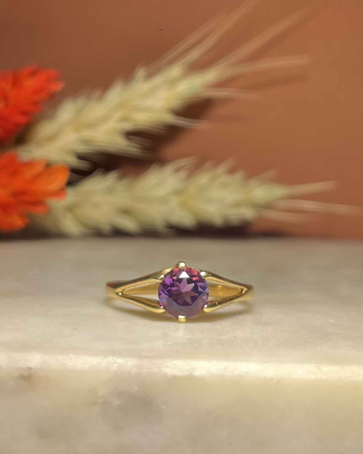 "Dakota" Amethyst Solitaire Ring