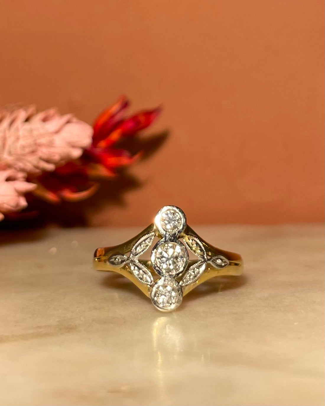 Bague Style Art-Déco Diamants 0.22 Carat &quot;Malory&quot;