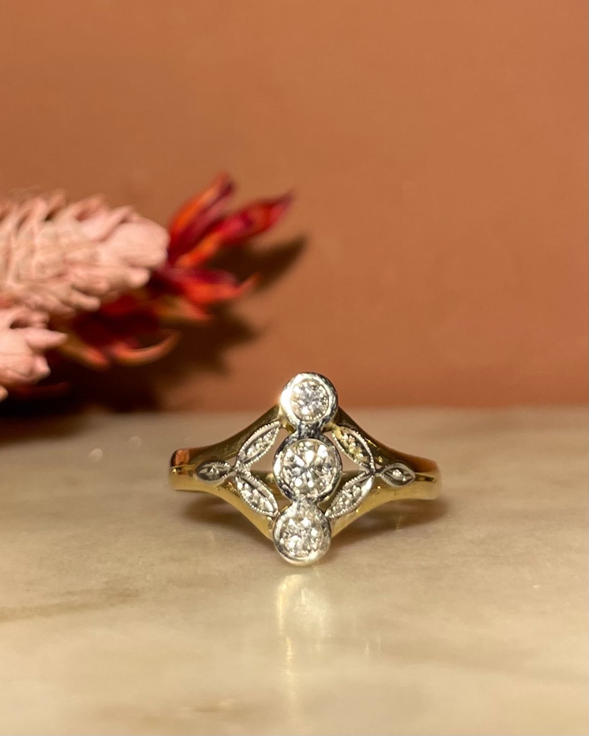 Bague Style Art-Déco Diamants 0.22 Carat &quot;Malory&quot;