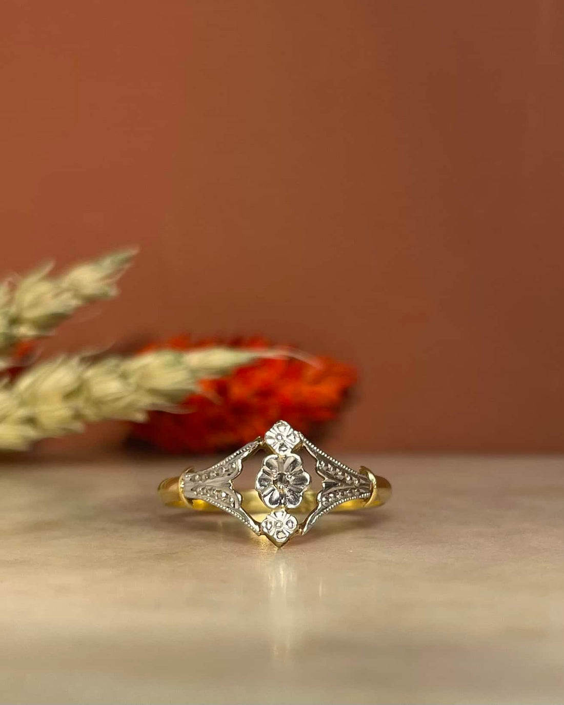 Vintage Art Nouveau Diamond Ring &quot;Aude&quot;
