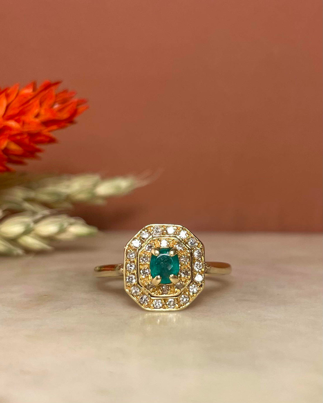 Bague Style Art-Déco Emeraude &amp; 28 Diamants &quot;Everly&quot;