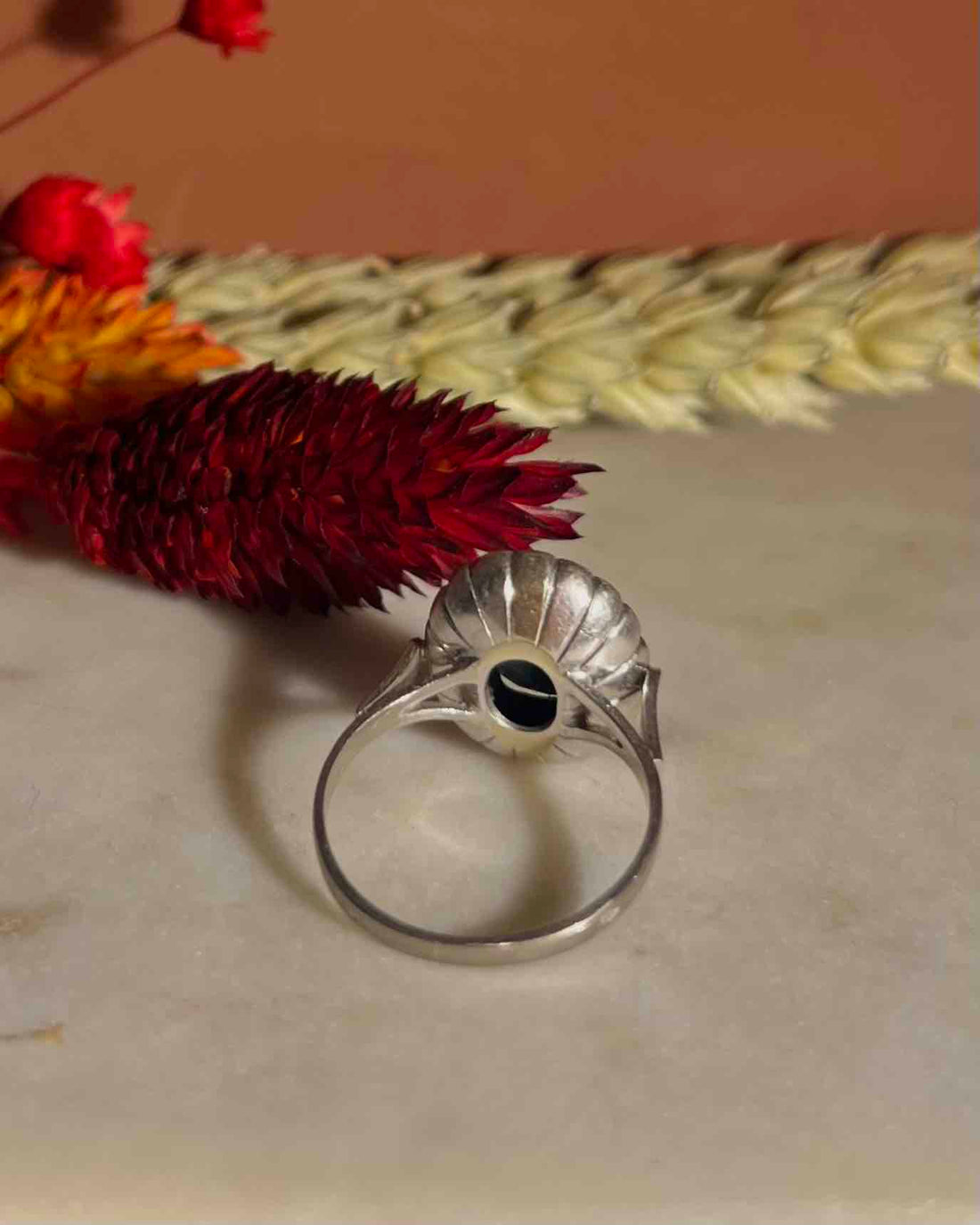 Bague Art-Déco Marguerite Saphir 1.70 carat &amp; Diamants &quot;Rosalia&quot;