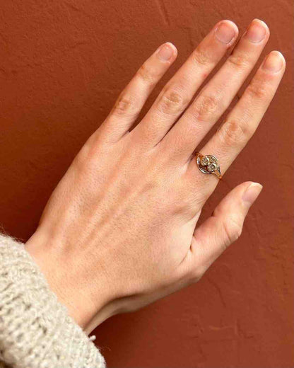 Anillo de tourbillon de diamantes “Audrey”