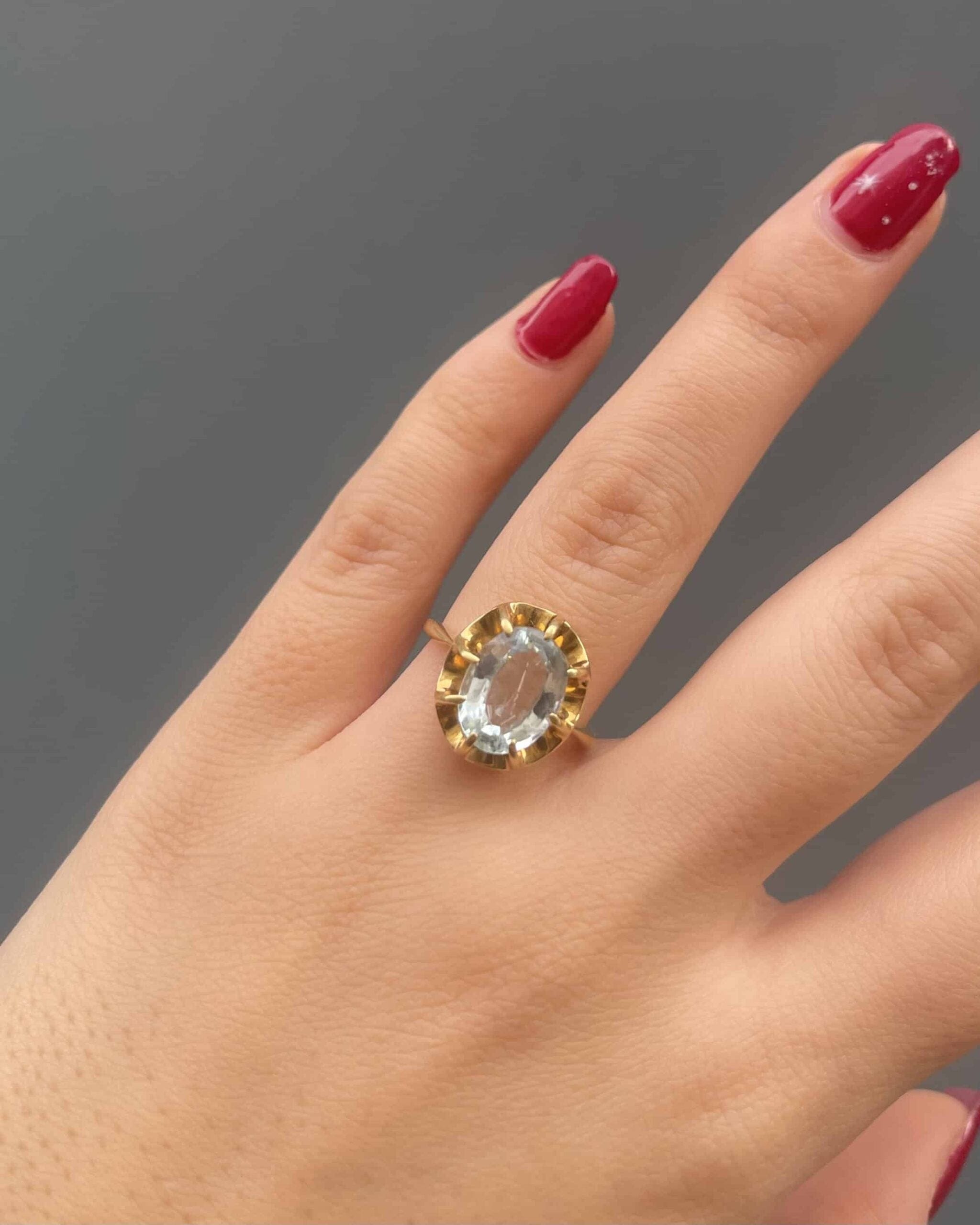 Anillo de cóctel de aguamarina de 2,50 quilates "Jada"