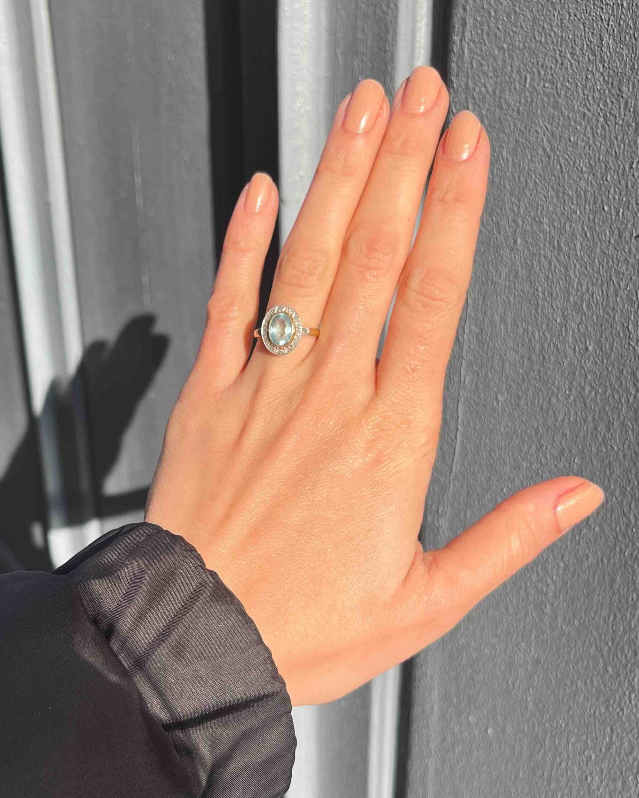 Anillo Art Déco "Tommy" de aguamarina y diamantes 