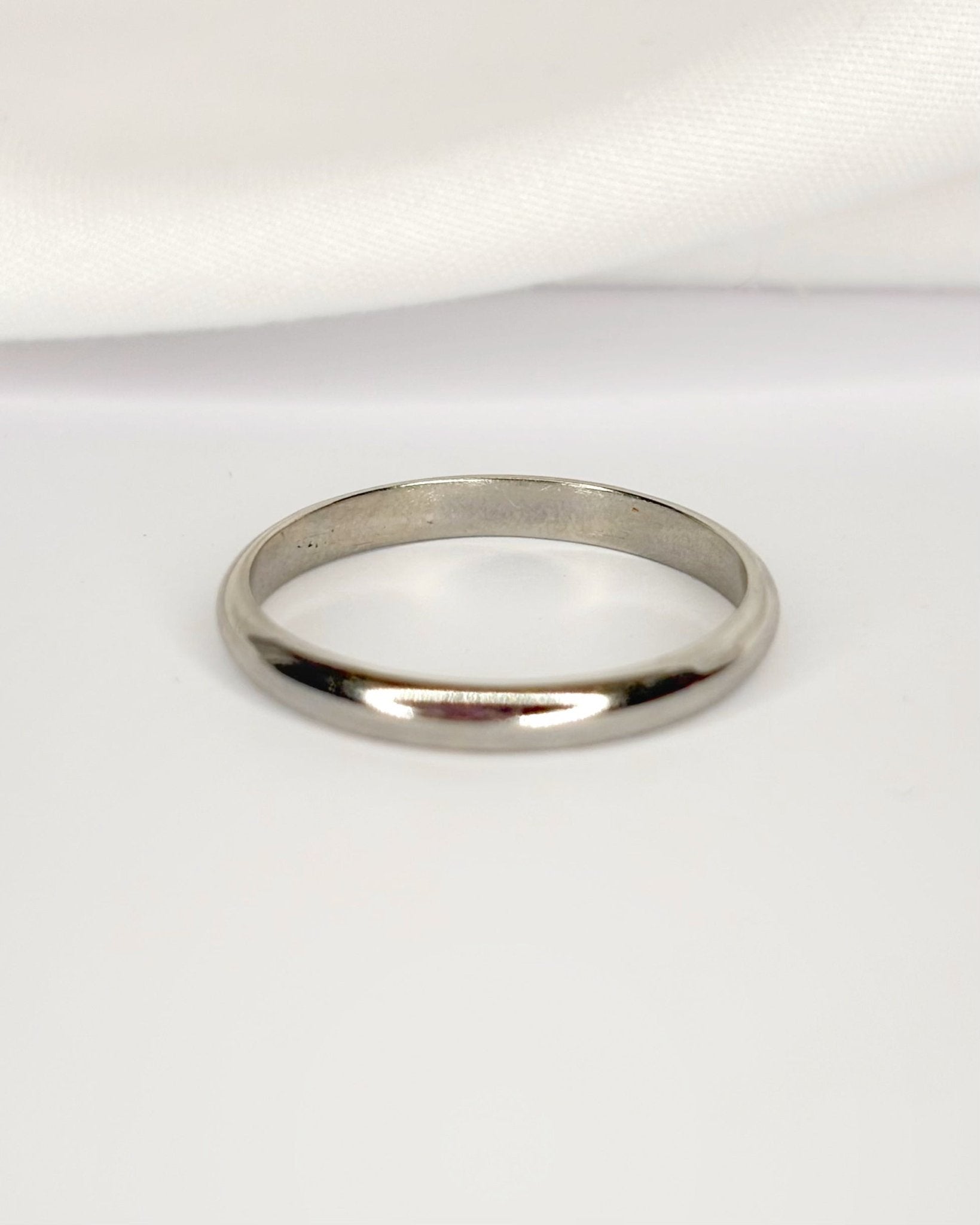 Bague Alliance Or Gris 18 carats 2.5 mm "Solale" - Elliade Paris