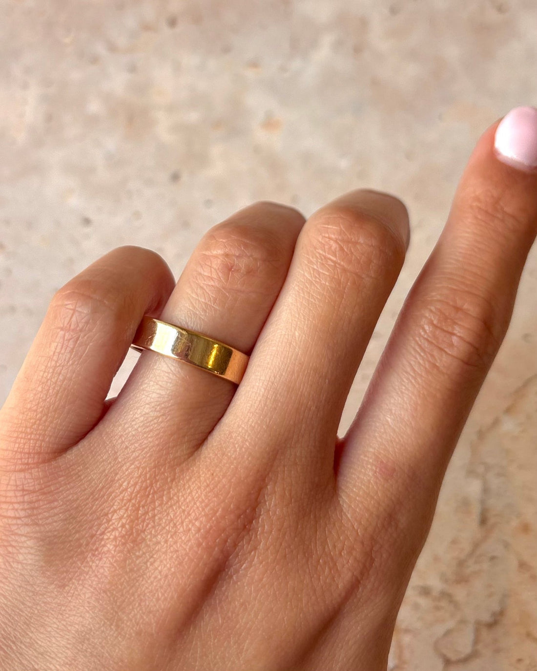 Bague Alliance Or Jaune Cuivré 18 carats 5mm "Antoine" - Elliade Paris