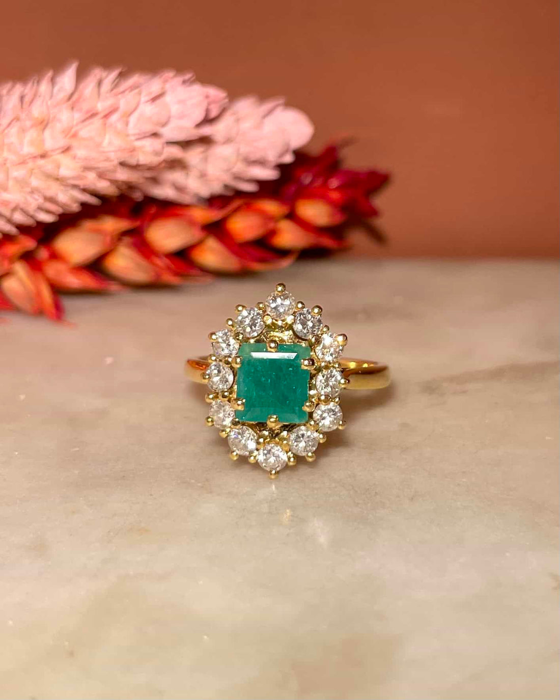 Bague Marguerite Émeraude  &amp; Diamants  &quot;Aellys&quot;