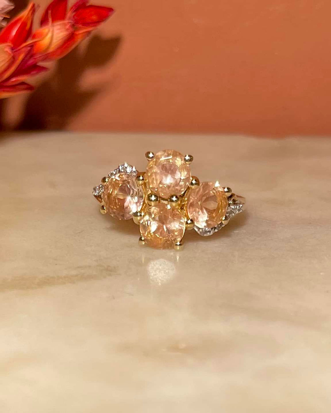 Bague Rivière 2 carats Morganites &amp; 0.10 carat Diamants &quot;Savannah&quot;