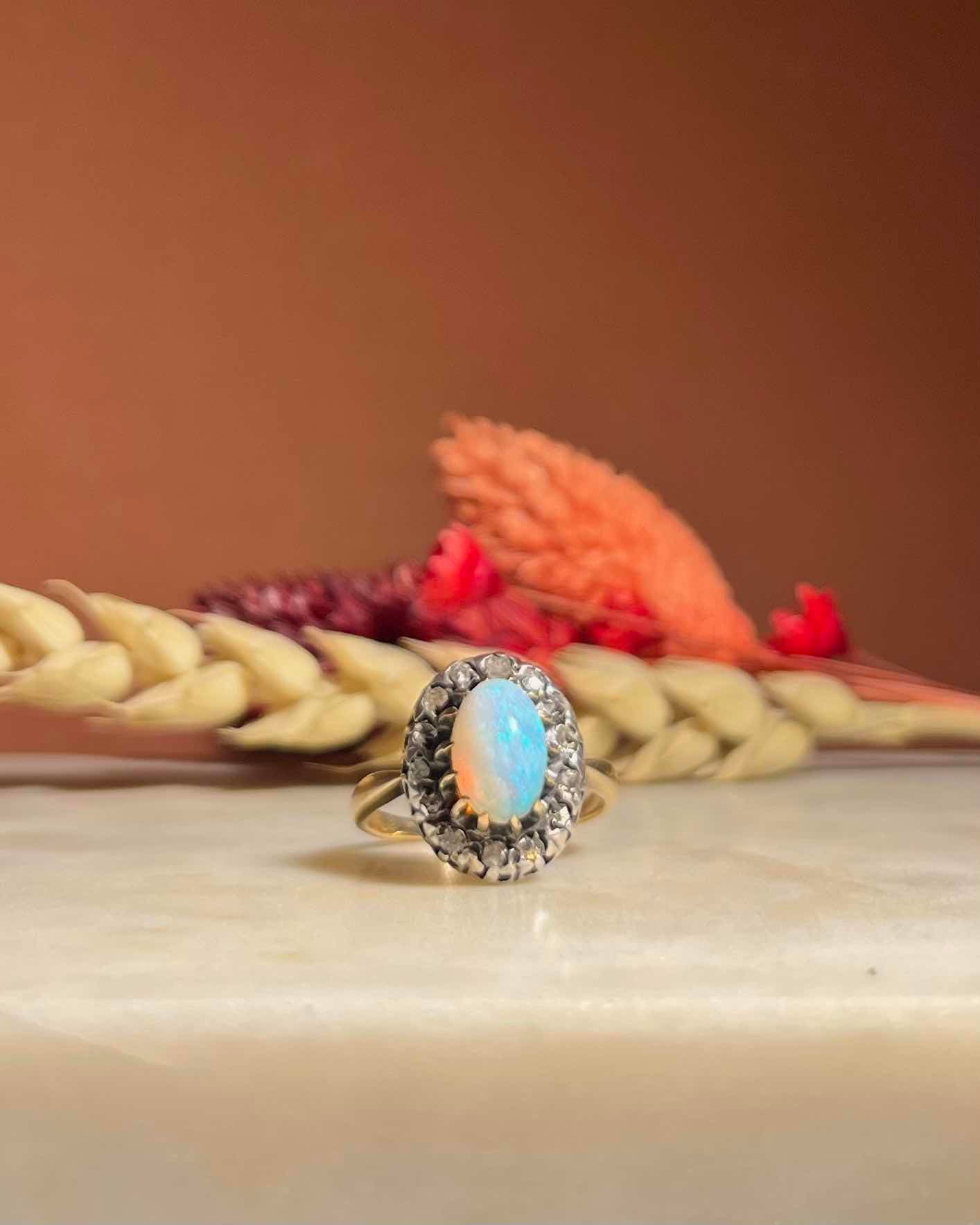 Bague ancienne Opale &amp; Diamants "Virginia" - Elliade Paris
