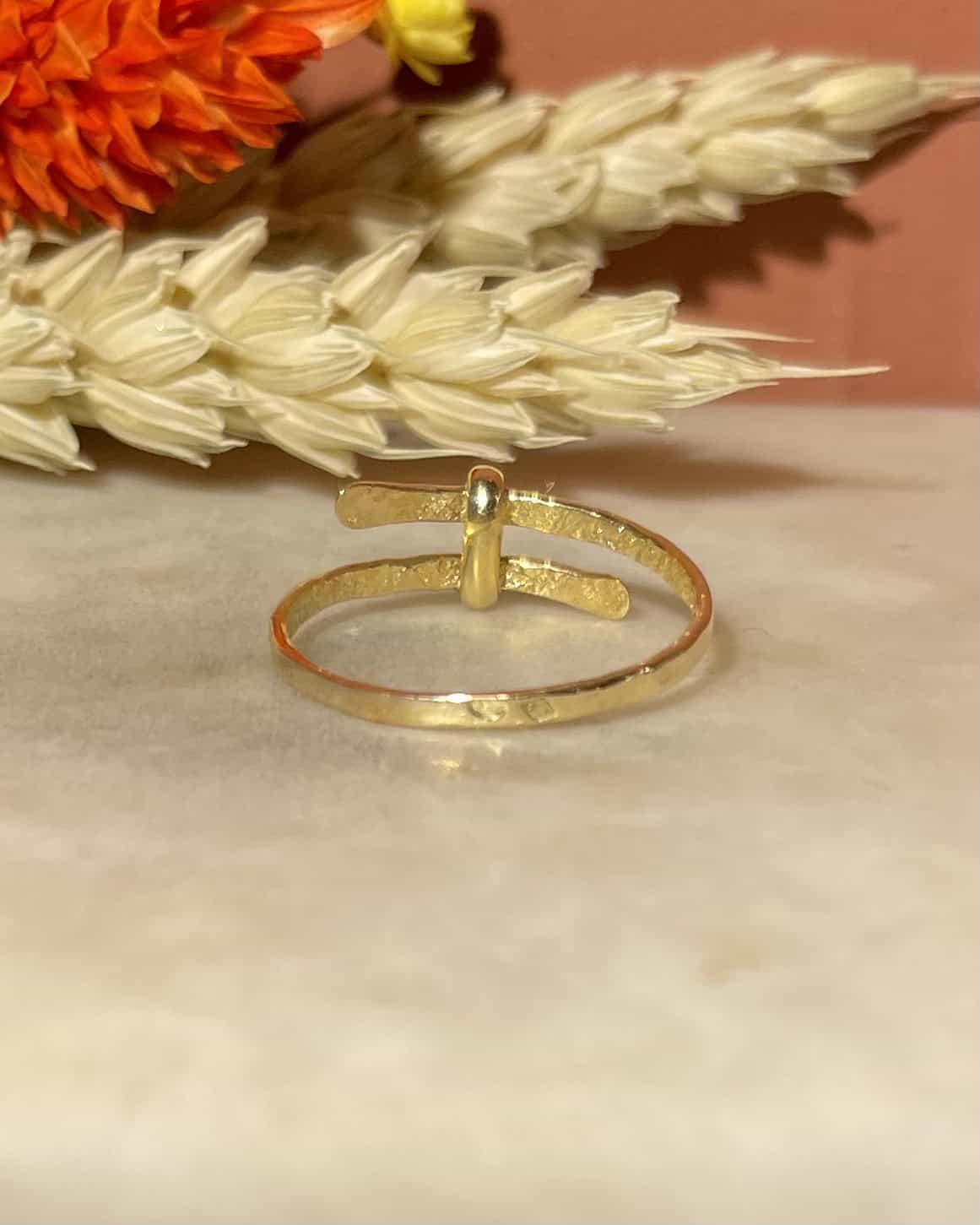 Anillo vintage de oro con eslabón de lazo "Thérèse"