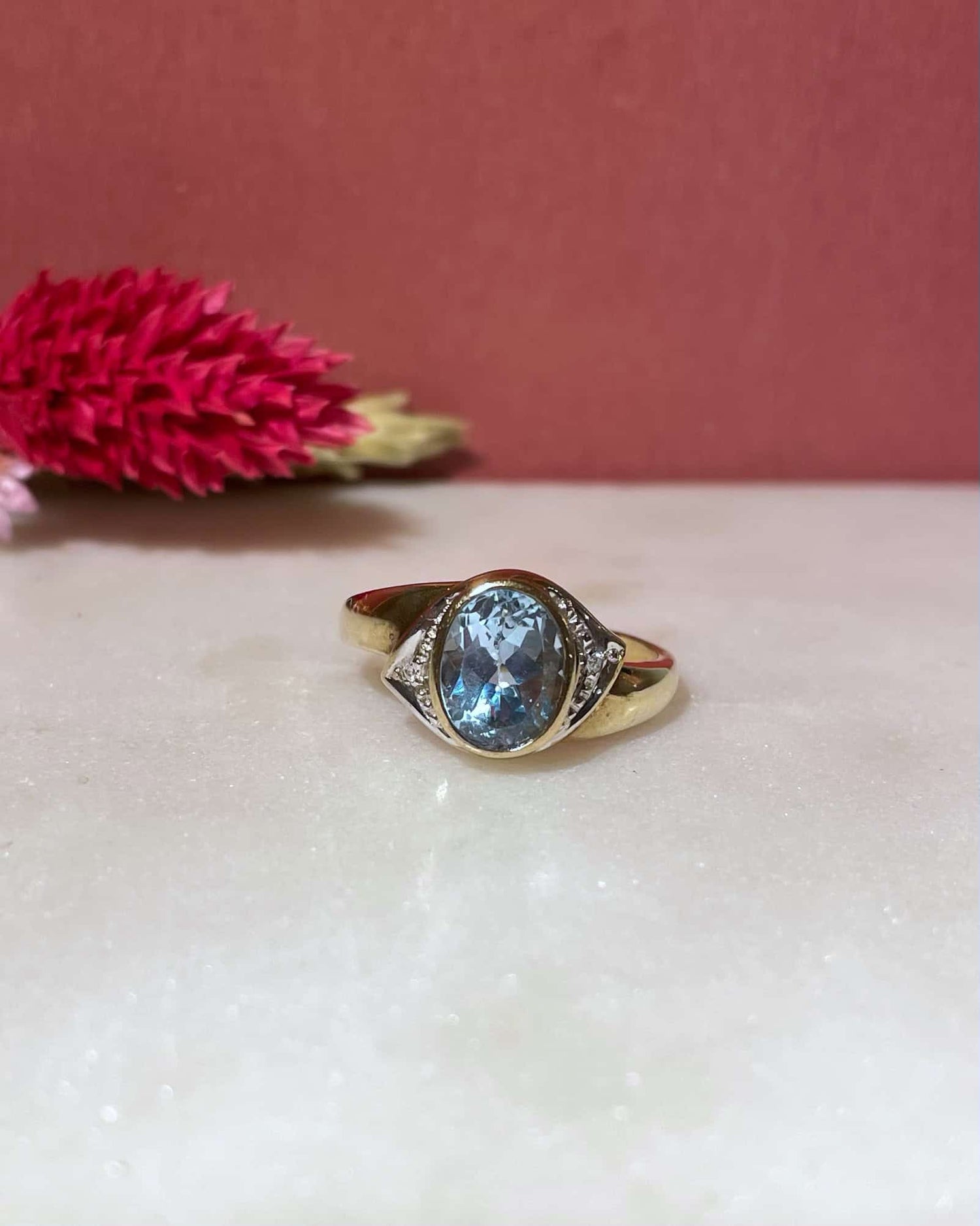 Bague Jonc Trilogie Topaze 2.66 carats &amp; Diamants &quot;Coline&quot;