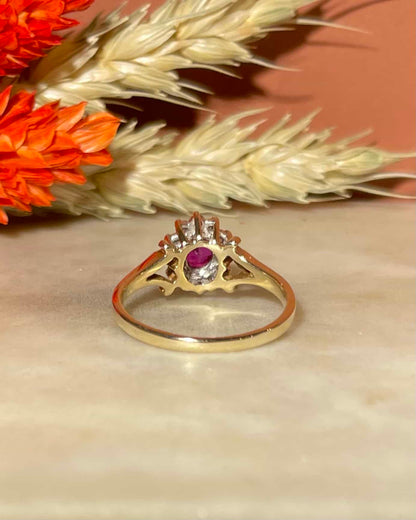 Bague Marguerite Rubis &amp; 12 Diamants &quot;Annamé&quot;