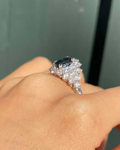 Bague Marguerite Saphir 1.35 carat et diamants 1.54 carat &quot;Hortense&quot;
