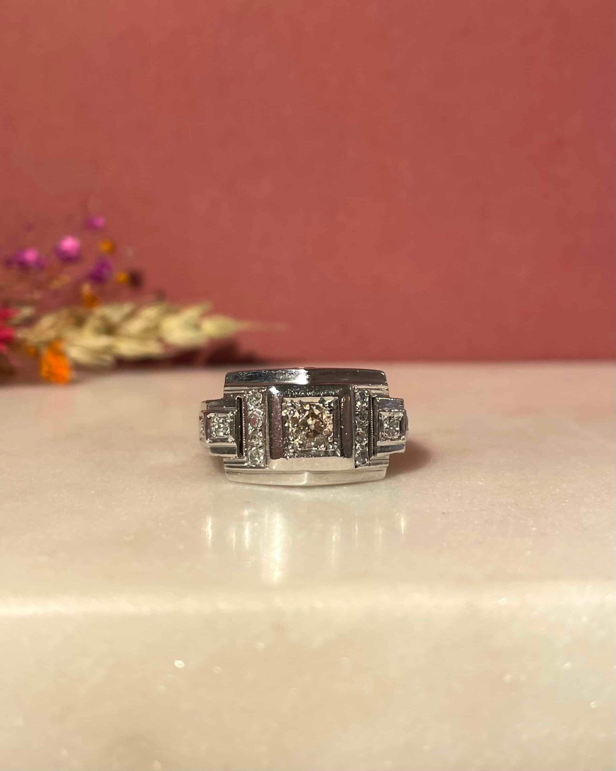 Bague Tank Art-Déco Diamants 0.45 carat "Melania" - Elliade Paris