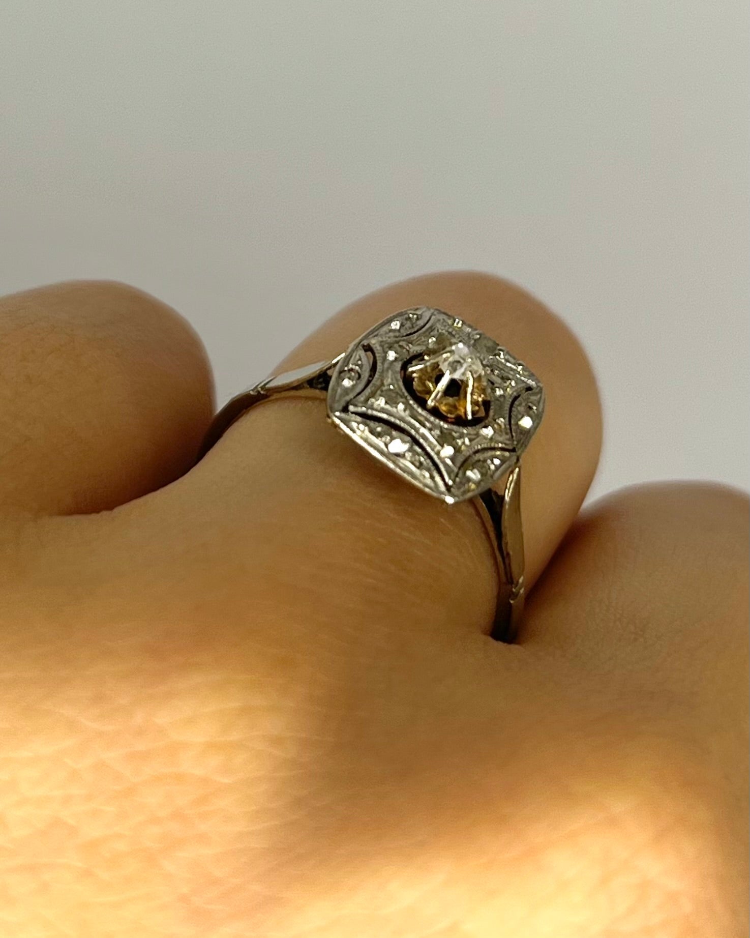 Bague Art - Déco 13 Diamants "Anouchka" - Elliade Paris