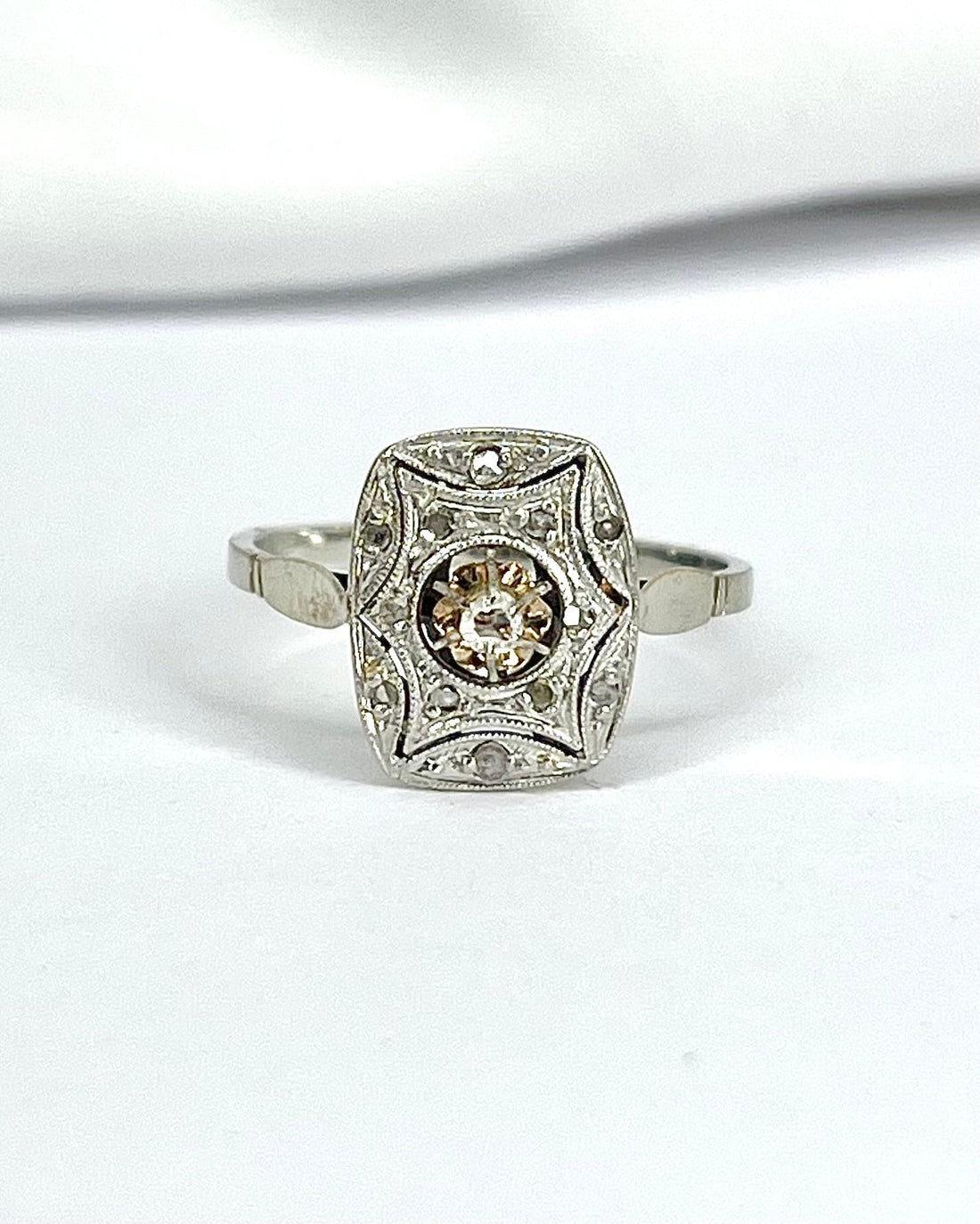 Bague Art - Déco 13 Diamants "Anouchka" - Elliade Paris