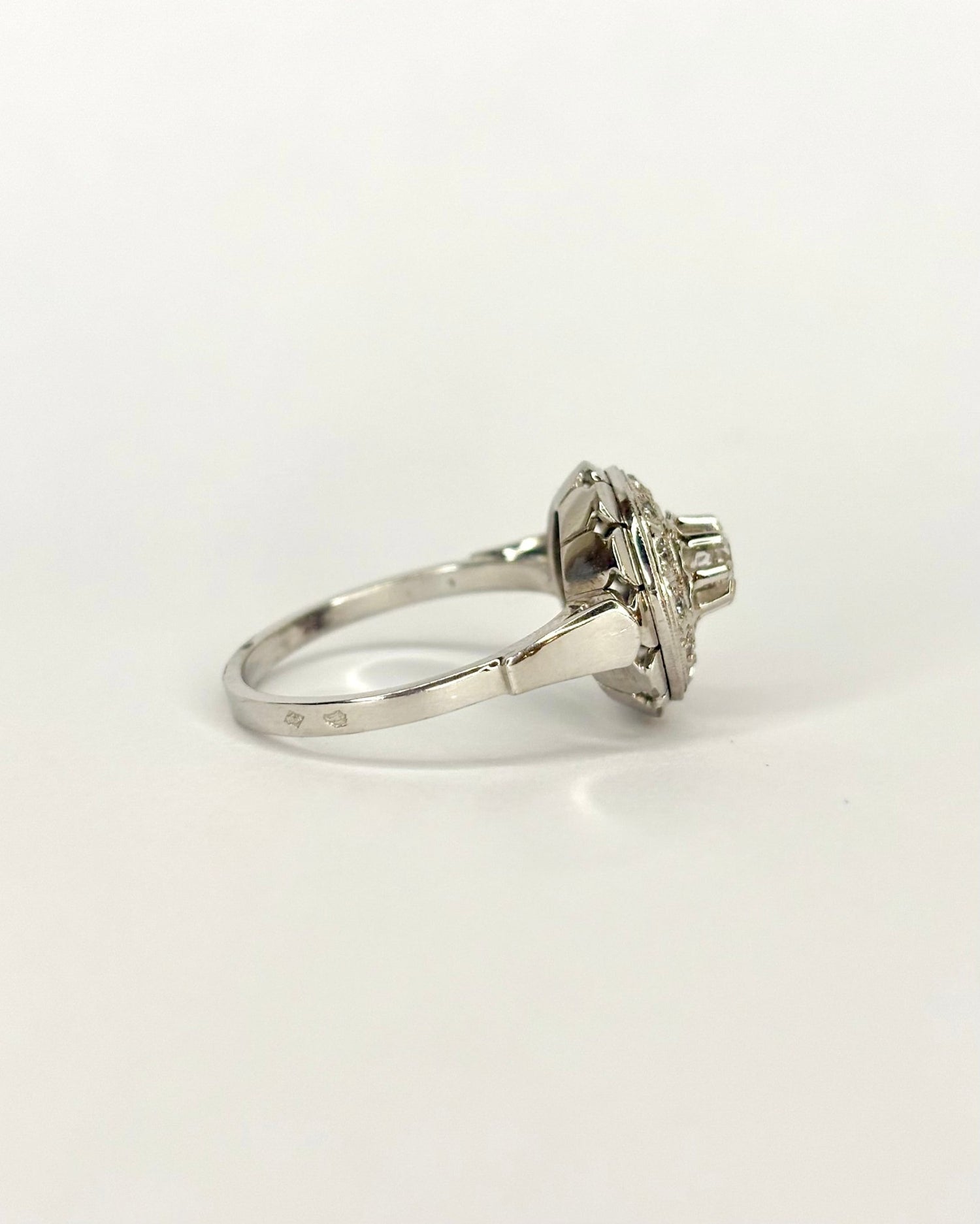 Bague Art Déco 13 Diamants &quot;Lina&quot; - Elliade Paris