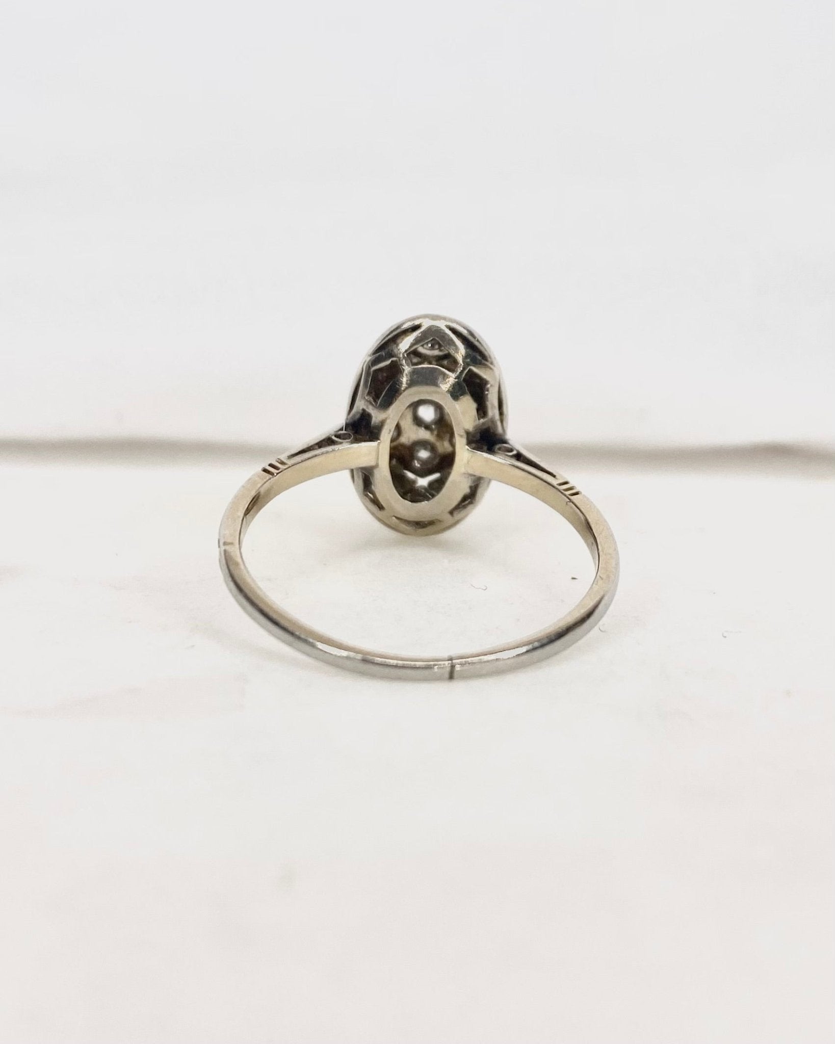 Bague Art Deco 13 Diamants &quot;Yara&quot; - Elliade Paris