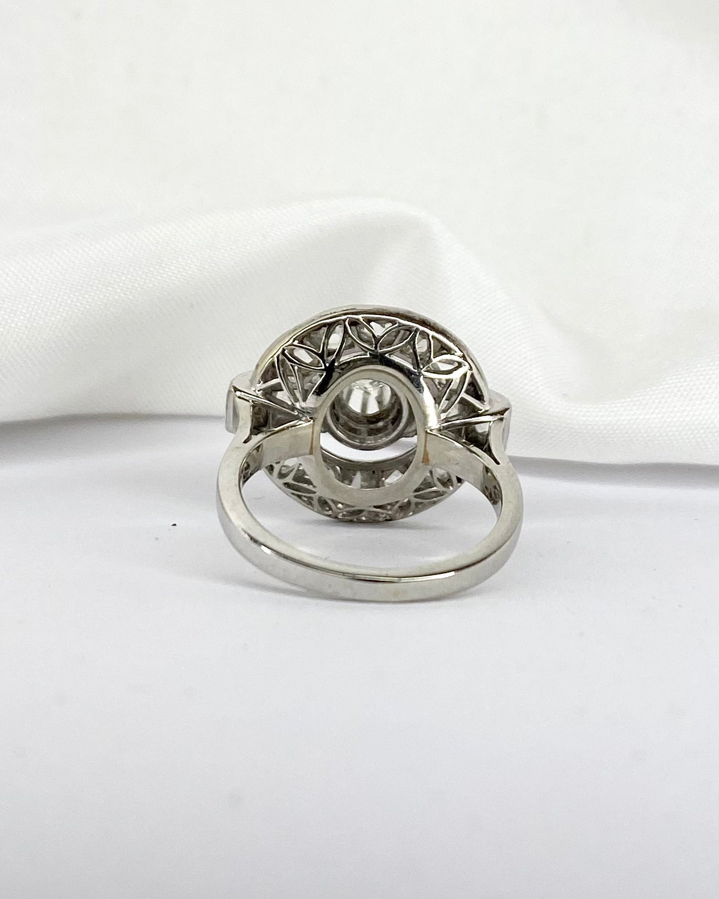 Bague Art Déco 15 Diamants 0.73 carat &quot;Dolly&quot; - Elliade Paris