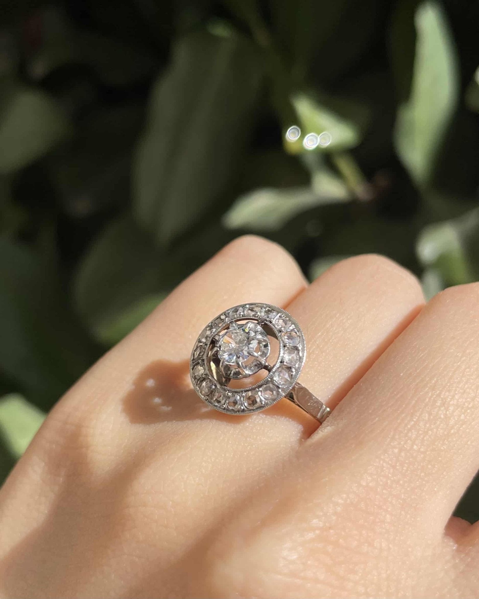 Bague Art - déco 17 Diamants &quot;Athéna&quot; - Elliade Paris
