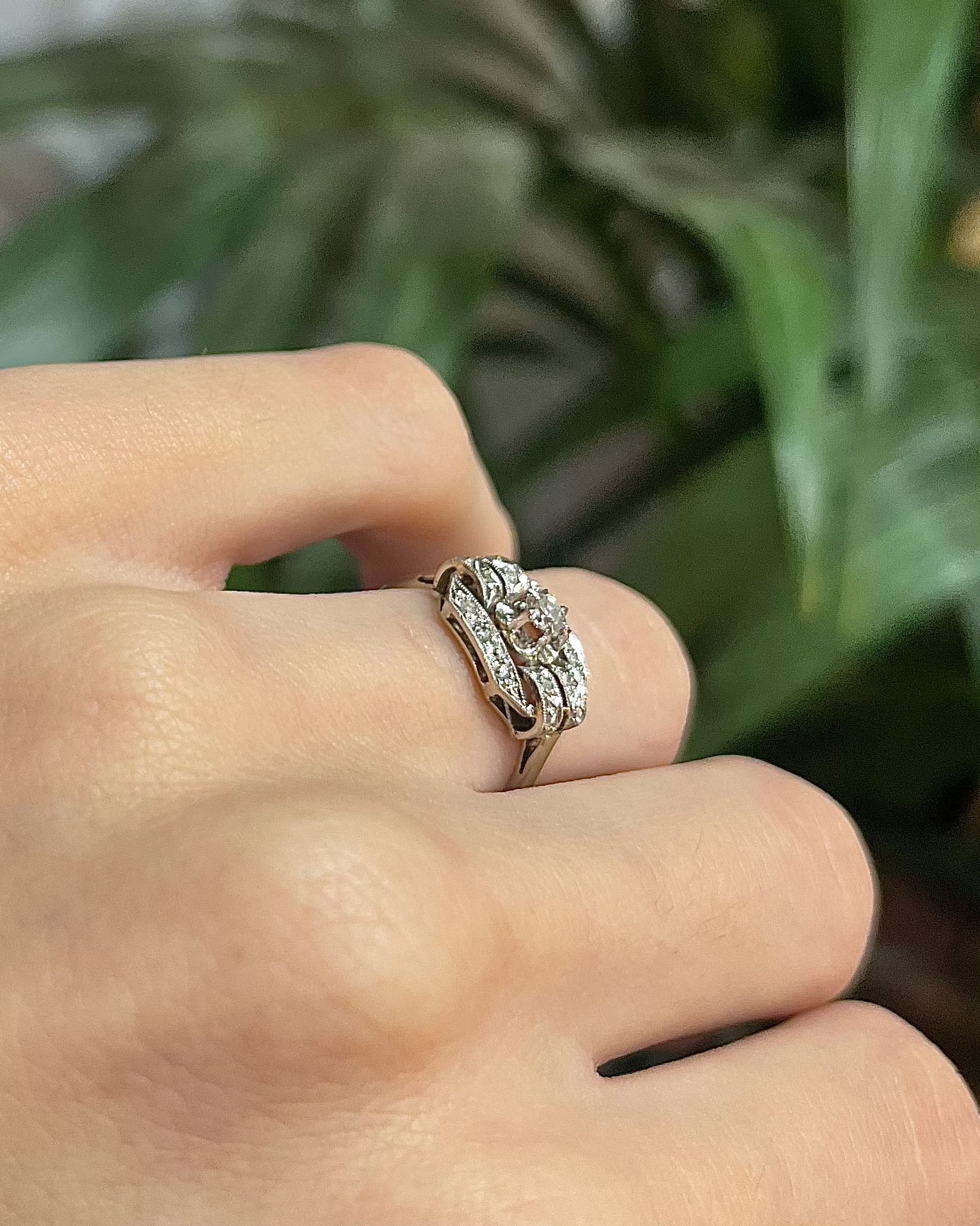 Bague Art - déco 17 Diamants &quot;Genevive&quot; - Elliade Paris