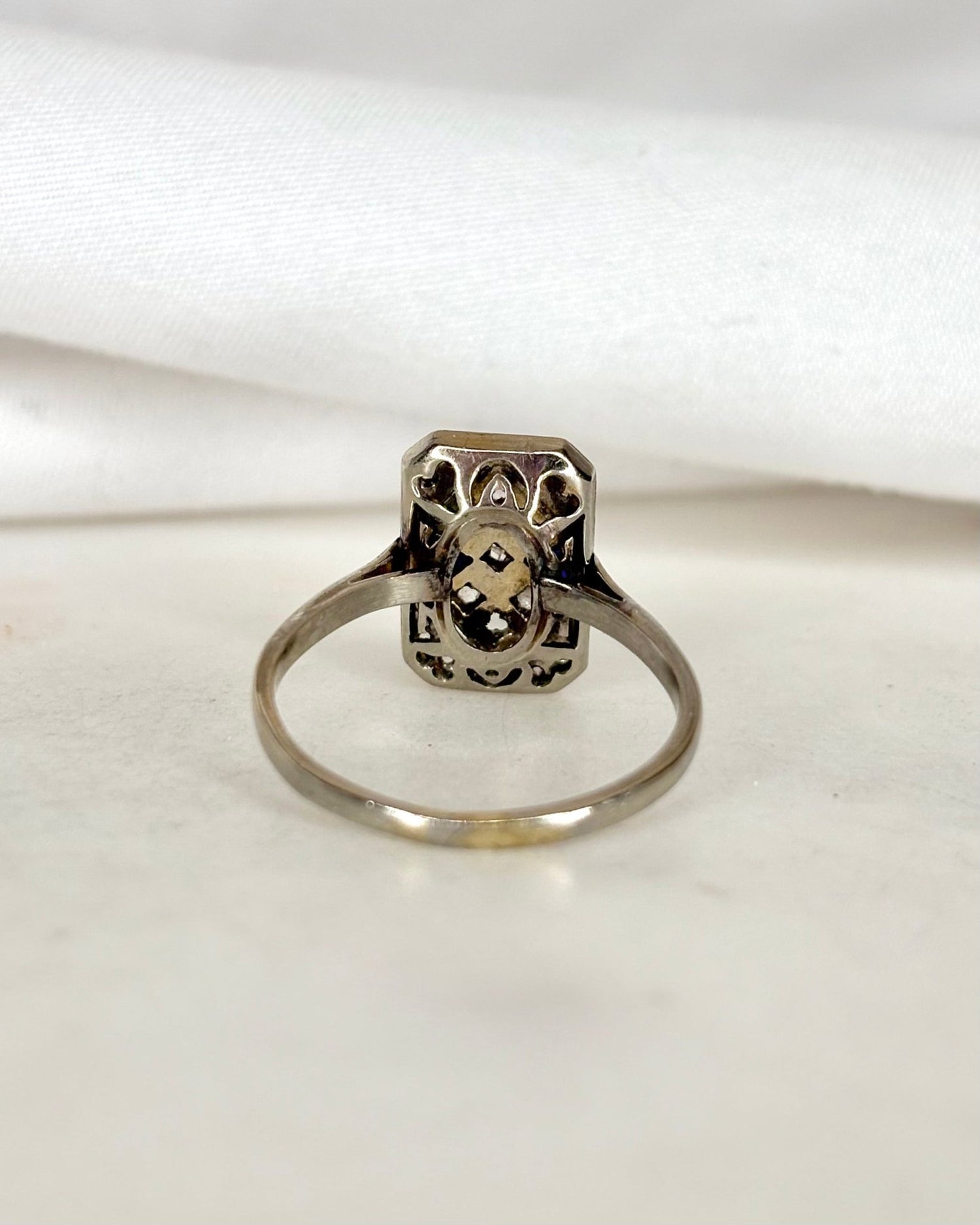 Bague Art Déco 2 Saphirs &amp; 15 Diamants &quot;Zélie&quot; - Elliade Paris