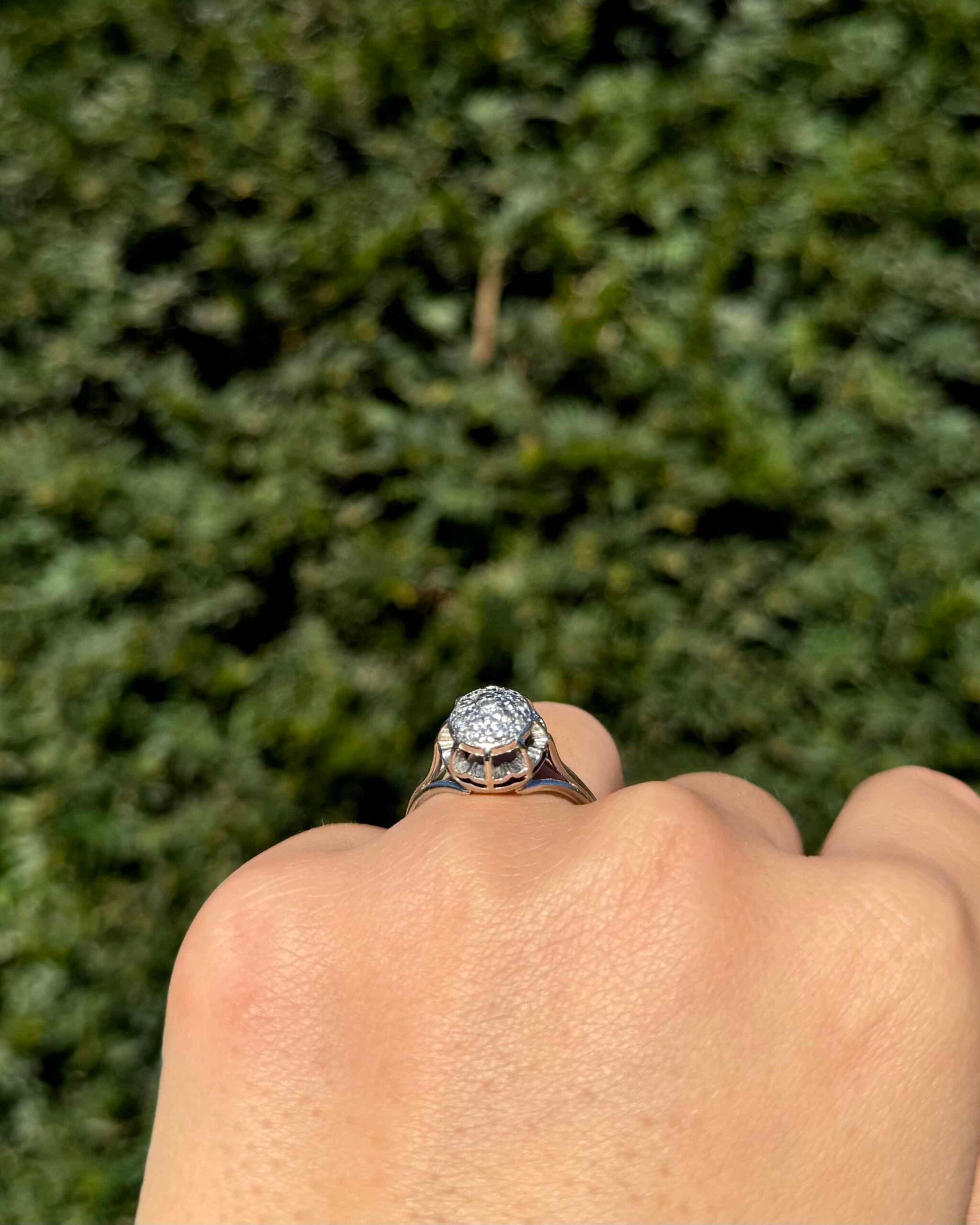 Anillo Art Déco de 9 diamantes "Julianna"