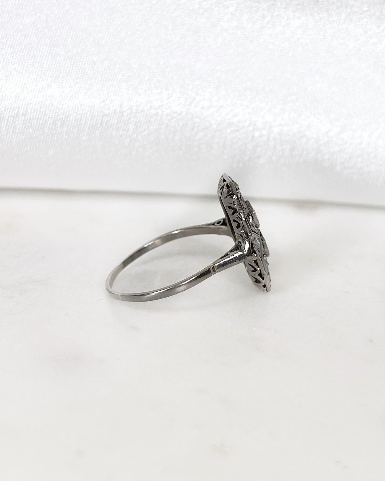 Bague Art - Déco 20 Diamants &quot;Roumi&quot; - Elliade Paris