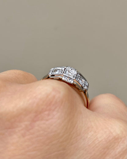 Bague Art Déco 3 Diamants &quot;Clothilde&quot; - Elliade Paris