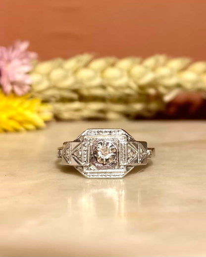 Bague Art Déco 7 Diamants &quot;Laetitia&quot; - Elliade Paris