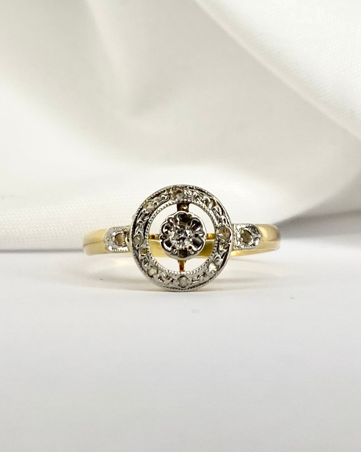 Bague Art Déco 9 Diamants &quot;Faustine&quot; - Elliade Paris