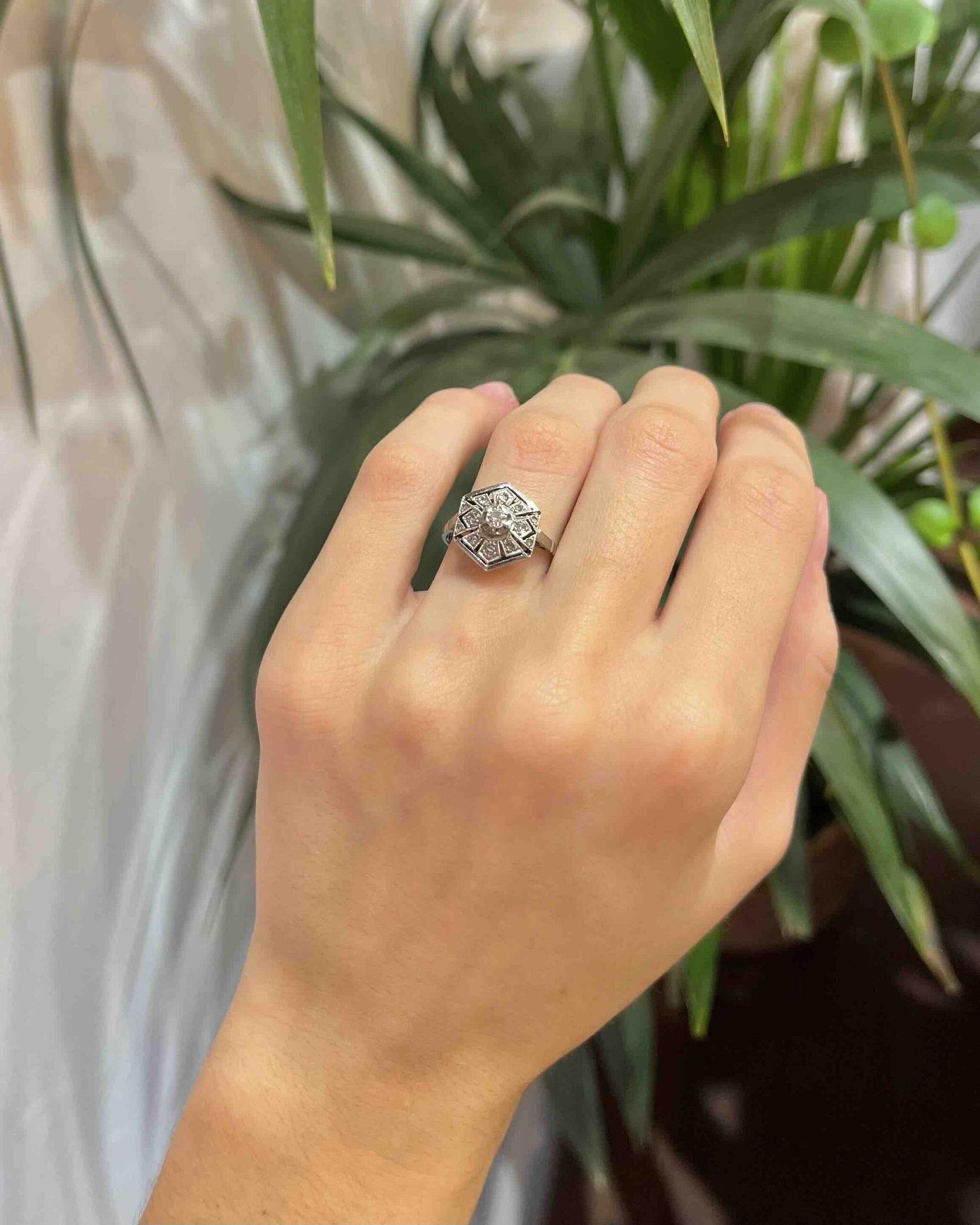 Bague Art - déco 9 Diamants &quot;Lauriana&quot; - Elliade Paris