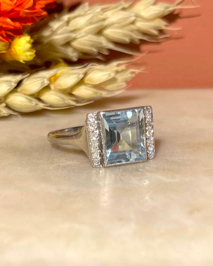 &quot;Aglaé&quot; 2.10 carat Aquamarine Cocktail Ring