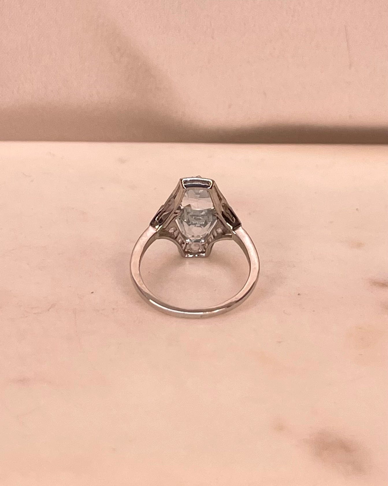 Bague Art - Déco Aigues - Marines 2.10 carats &amp; Diamants "Charlina" - Elliade Paris