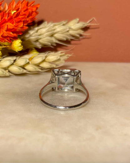 &quot;Aglaé&quot; 2.10 carat Aquamarine Cocktail Ring